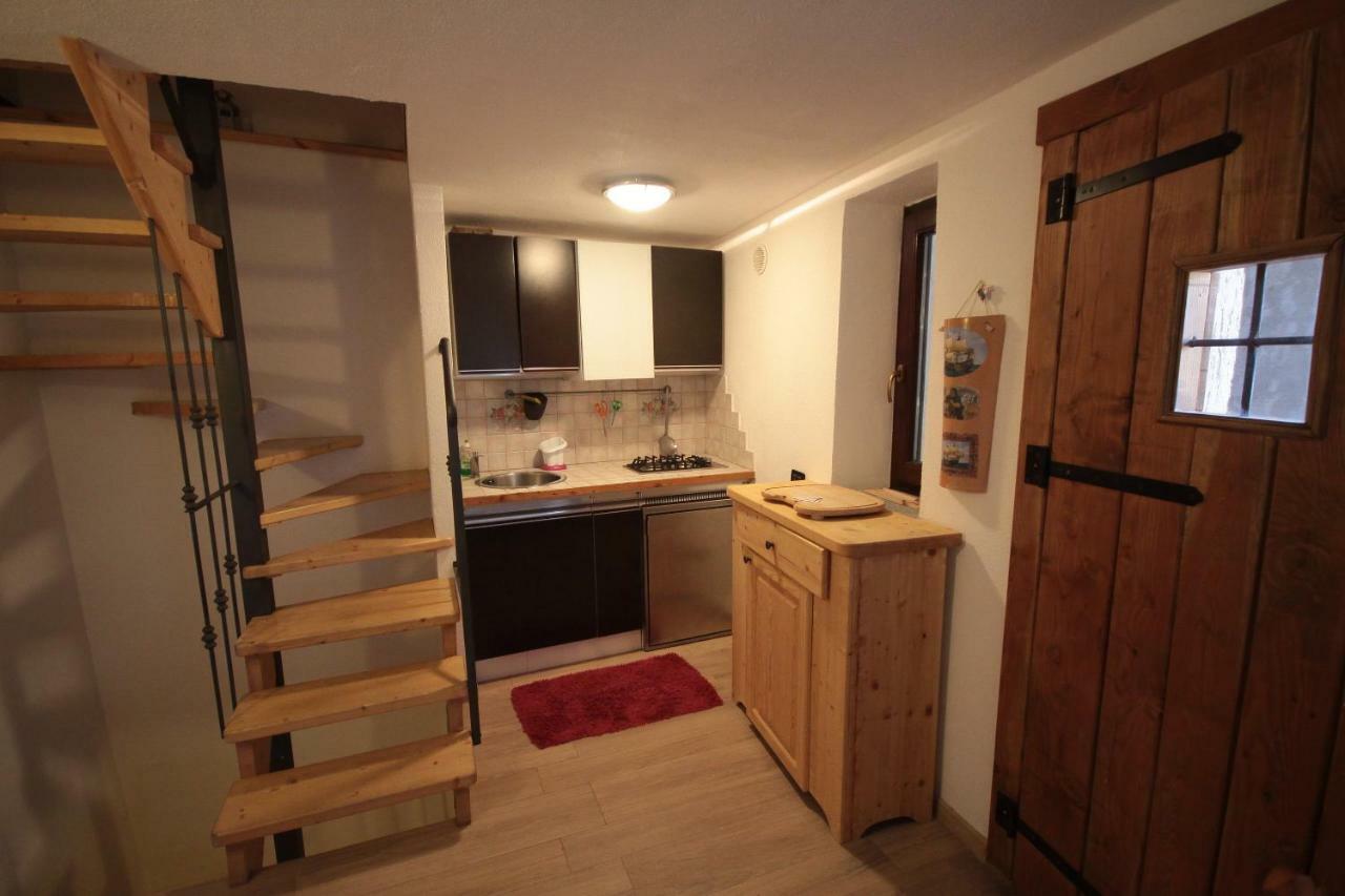 Appartamenti Peroulaz Charvensod Esterno foto