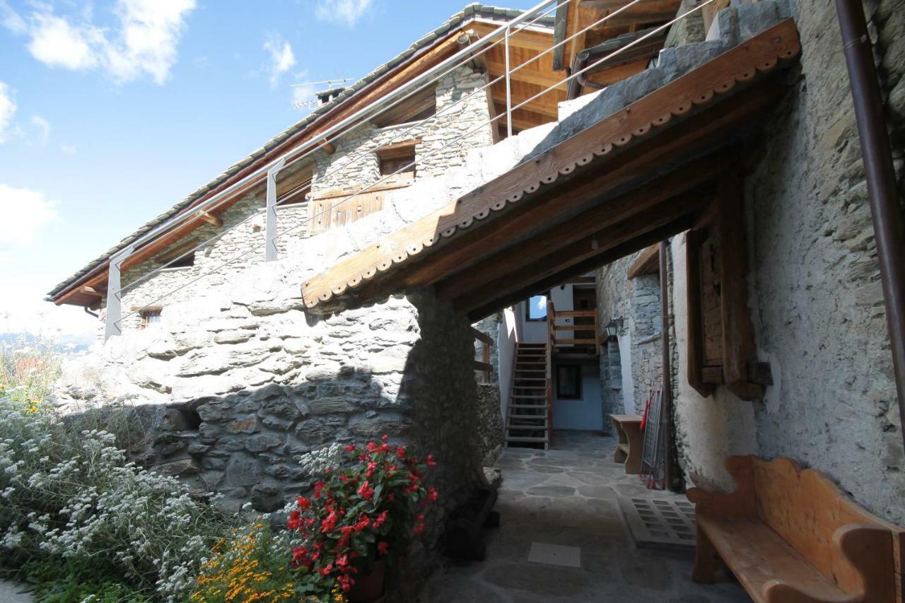 Appartamenti Peroulaz Charvensod Esterno foto